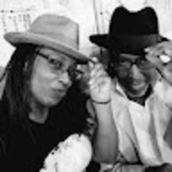 Meet your Posher, Reina - Picture 1 of 1